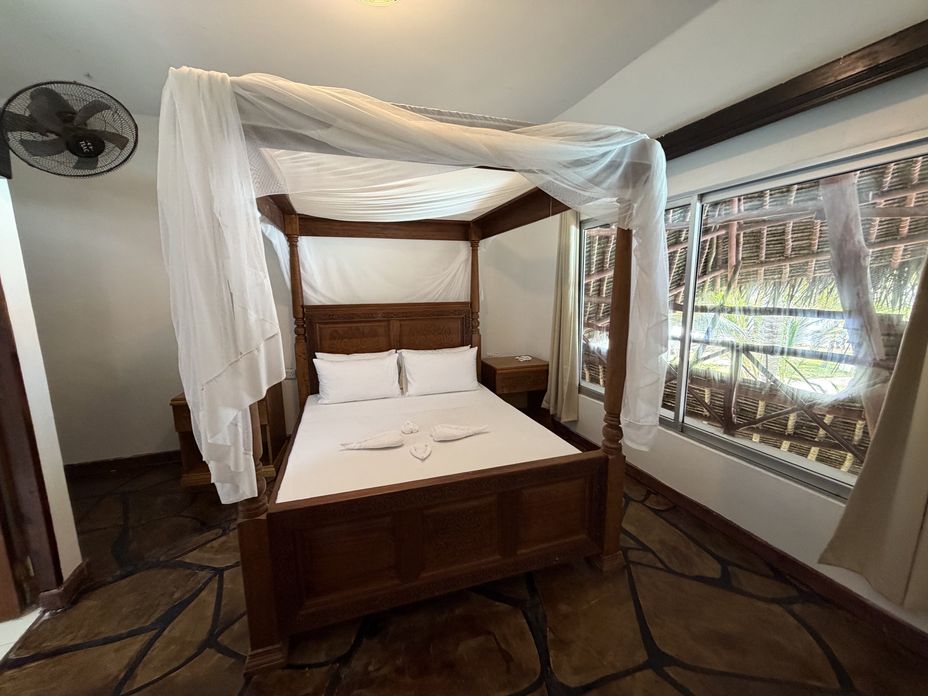 Canopy bedroom